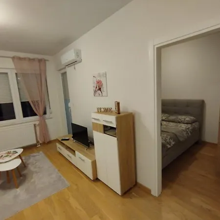 Apartmán Apartman Ada *